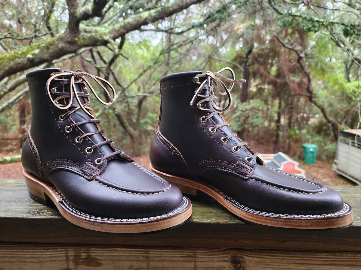 Photo by ProletariatPrince on December 7, 2025 of the Nicks MTO in Wickett And Craig Walnut Double Stuffed.