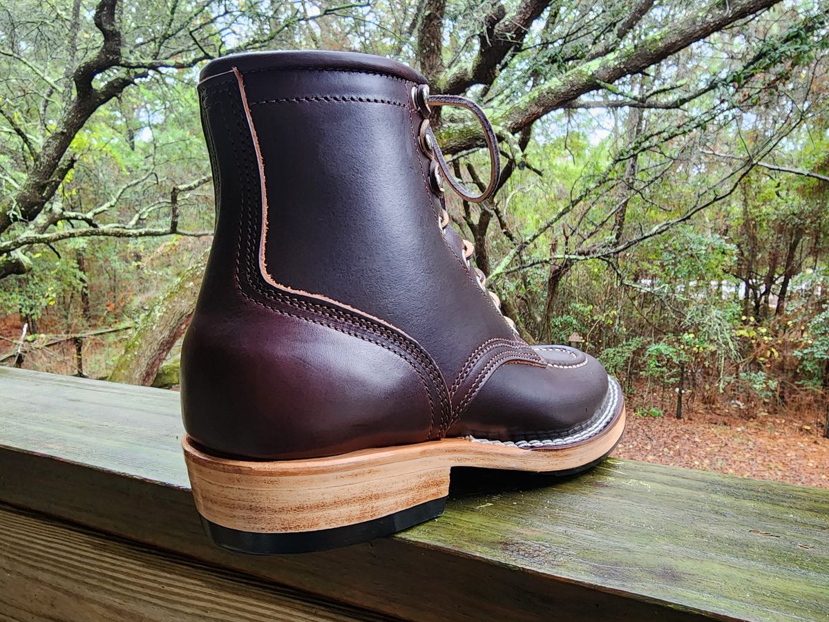 Photo by ProletariatPrince on December 7, 2025 of the Nicks MTO in Wickett And Craig Walnut Double Stuffed.