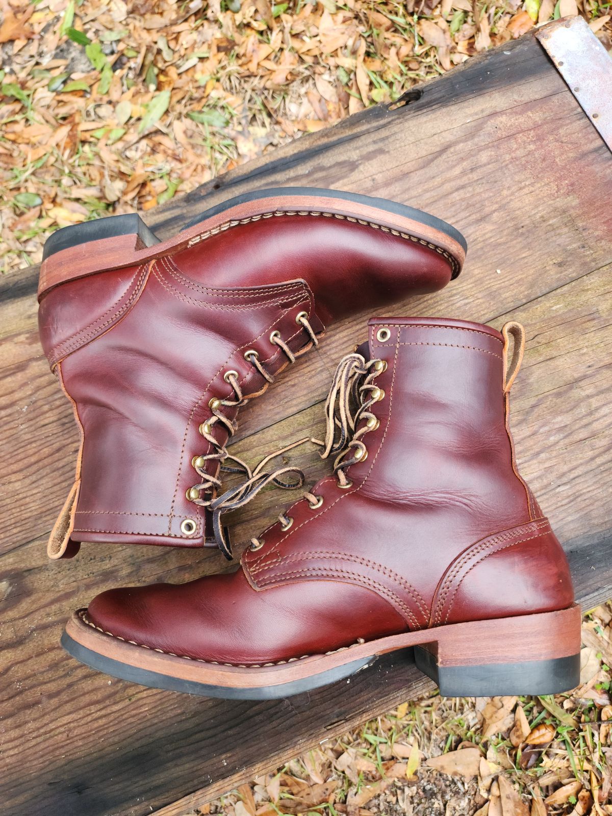 Photo by ProletariatPrince on February 4, 2026 of the Nicks Nicks X Parkhurst V3 in Wickett & Craig Chestnut Oiled Latigo.