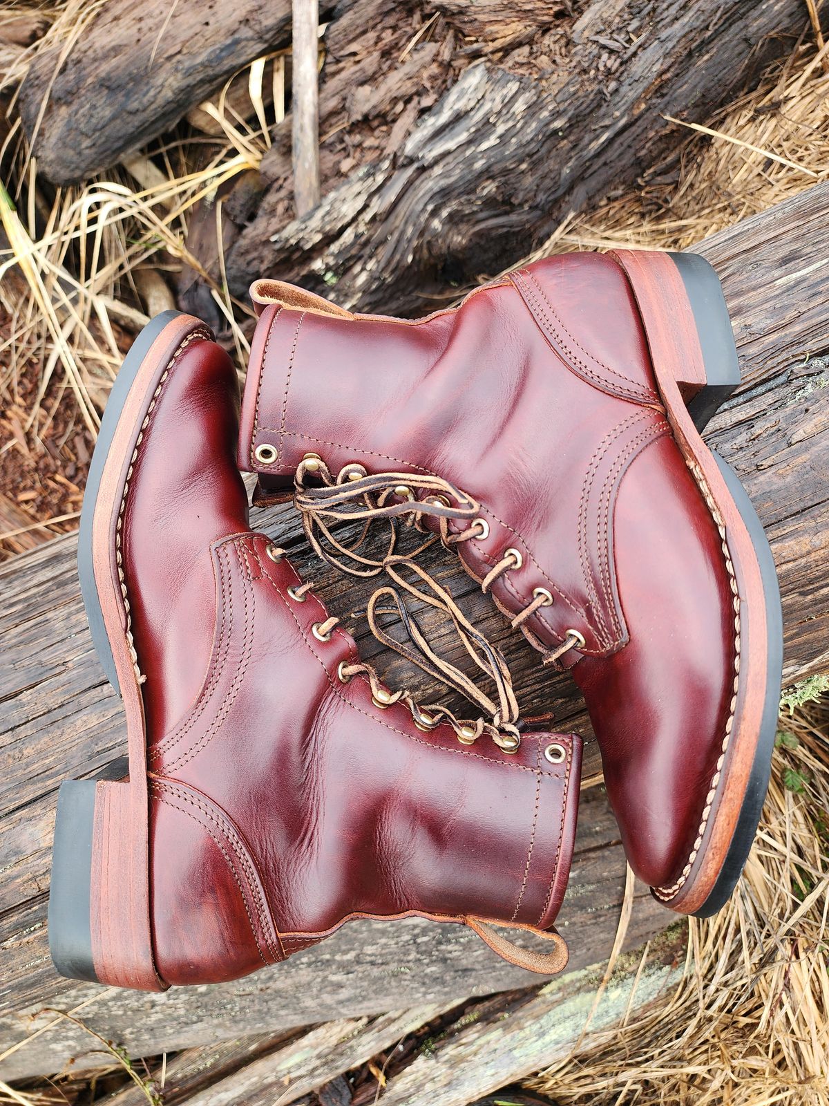 Photo by ProletariatPrince on March 5, 2026 of the Nicks Nicks X Parkhurst V3 in Wickett & Craig Chestnut Oiled Latigo.