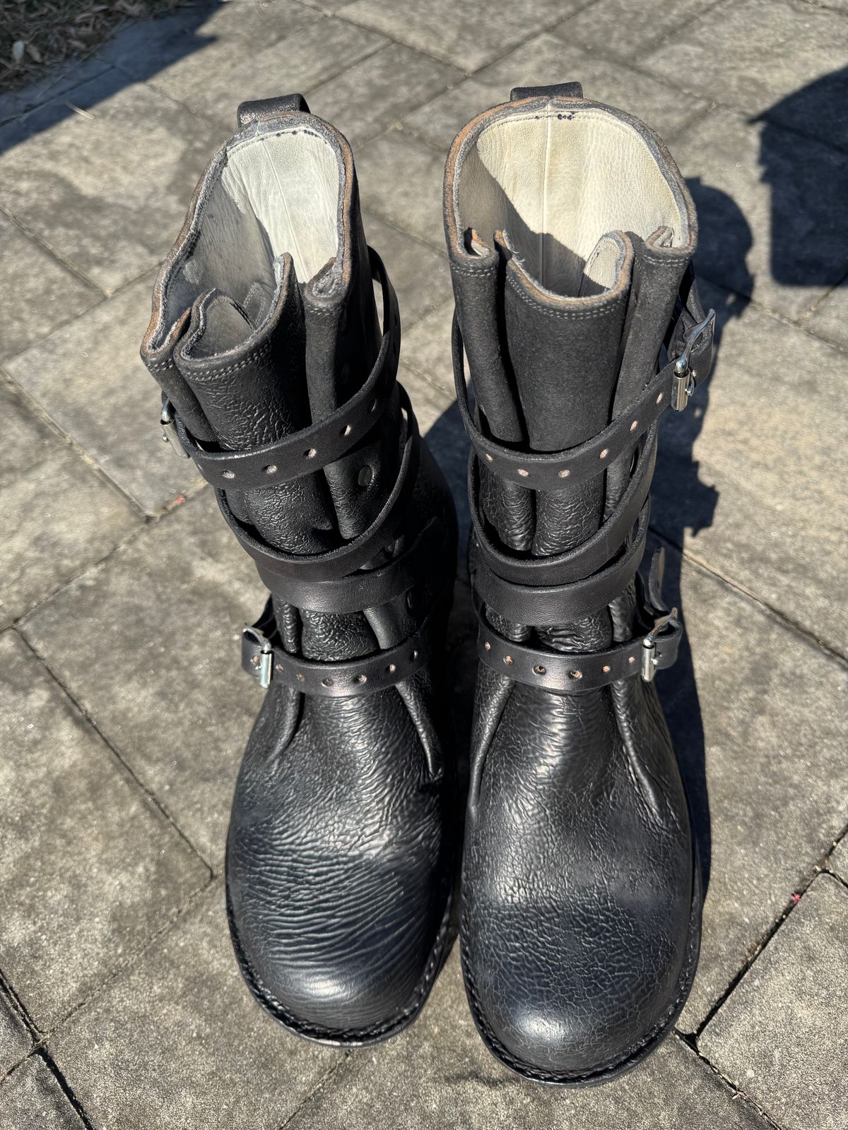 Photo by jasg749 on November 1, 2025 of the Thomas Benjamin R008 Wholecut Tanker in Conceria Cloe Black Horsebutt.