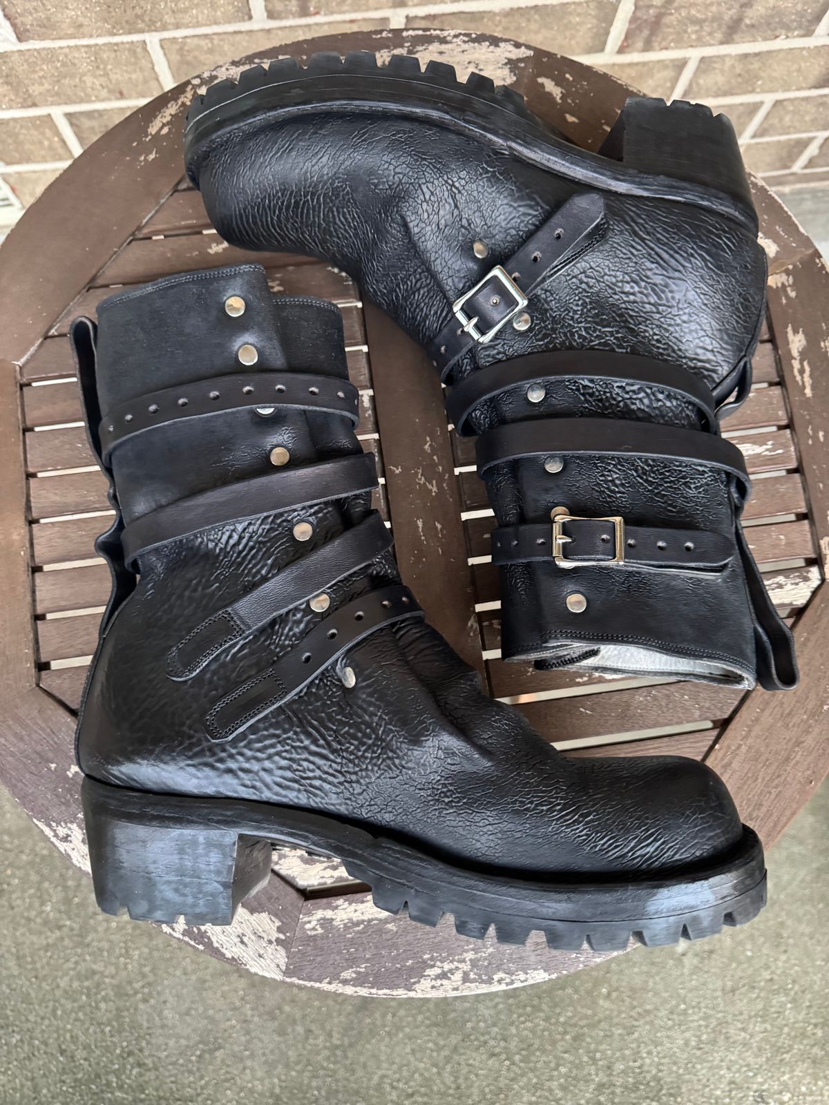 Photo by jasg749 on December 2, 2025 of the Thomas Benjamin R008 Wholecut Tanker in Conceria Cloe Black Horsebutt.