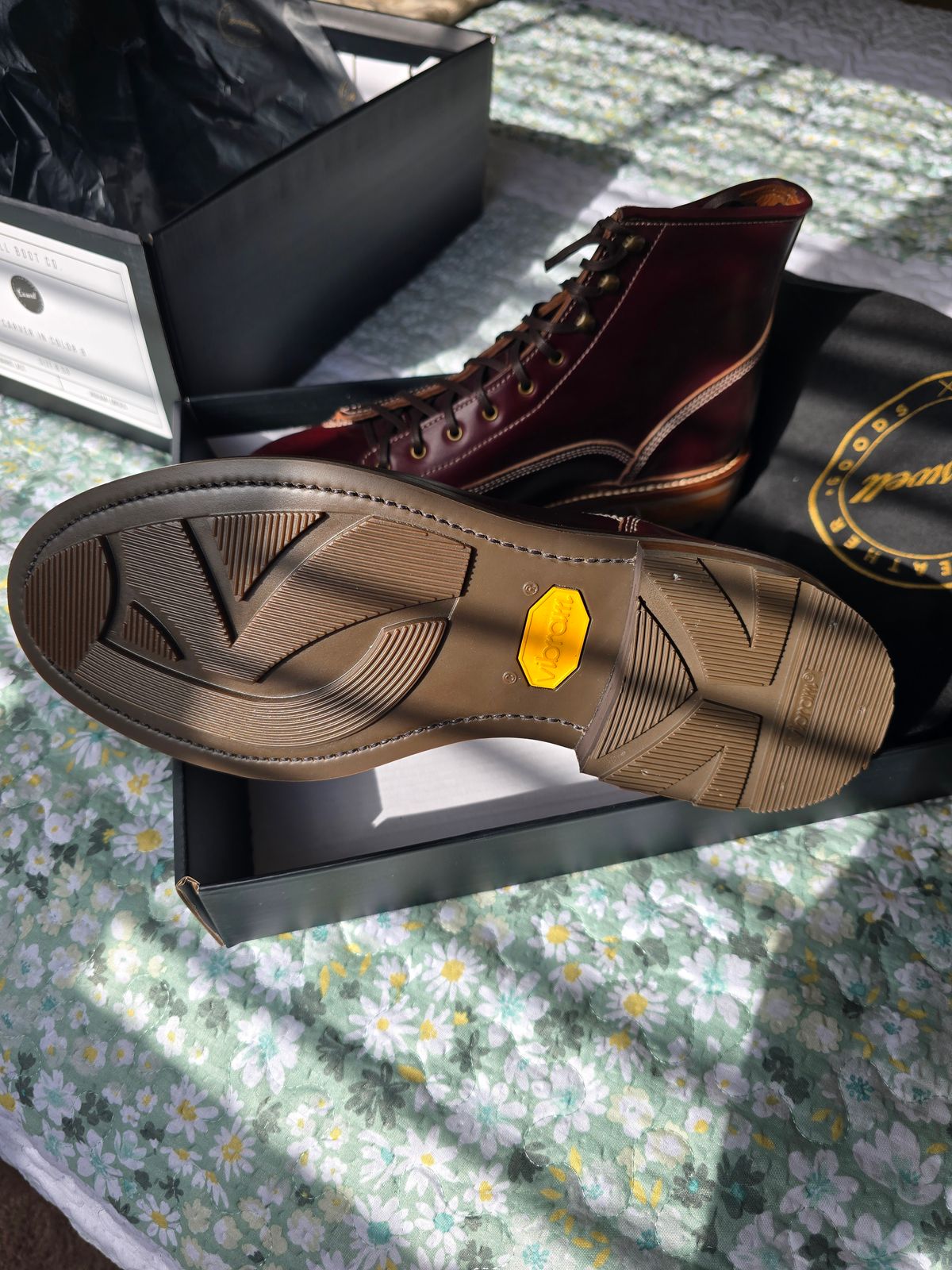 Photo by Albus_Dumblydorr on February 28, 2025 of the Casswell Carver II in Horween Color 8 Chromexcel.