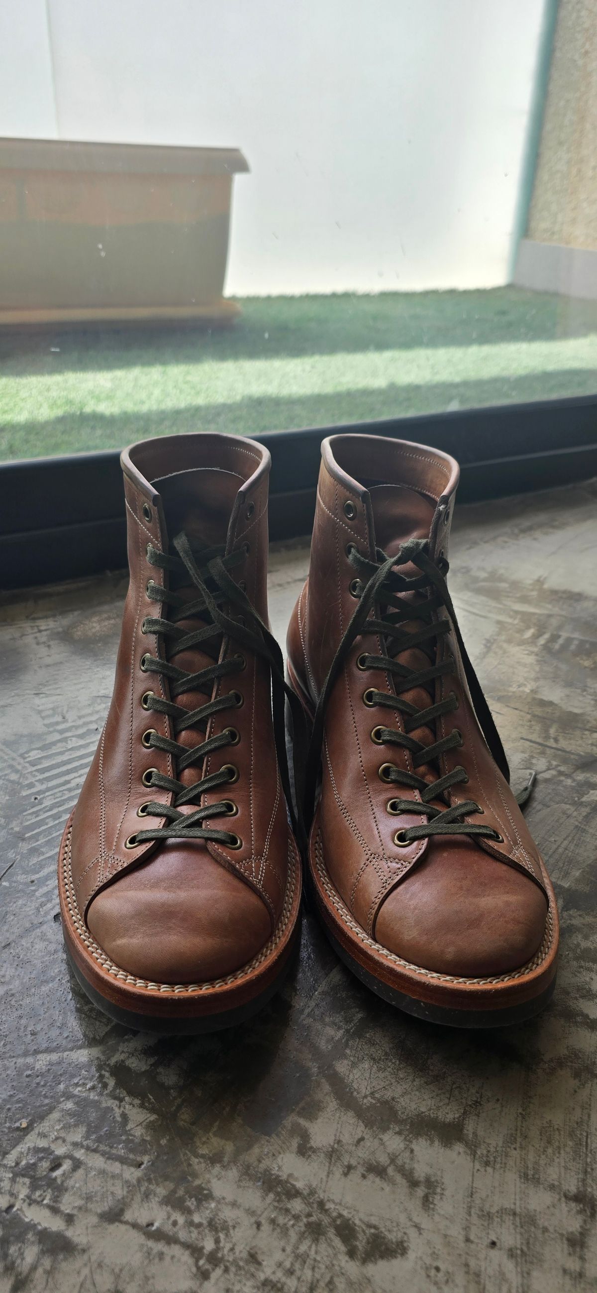 Photo by Justt_regular on March 9, 2026 of the Onderhoud LCV02 in Maryam Natural Horsebutt.