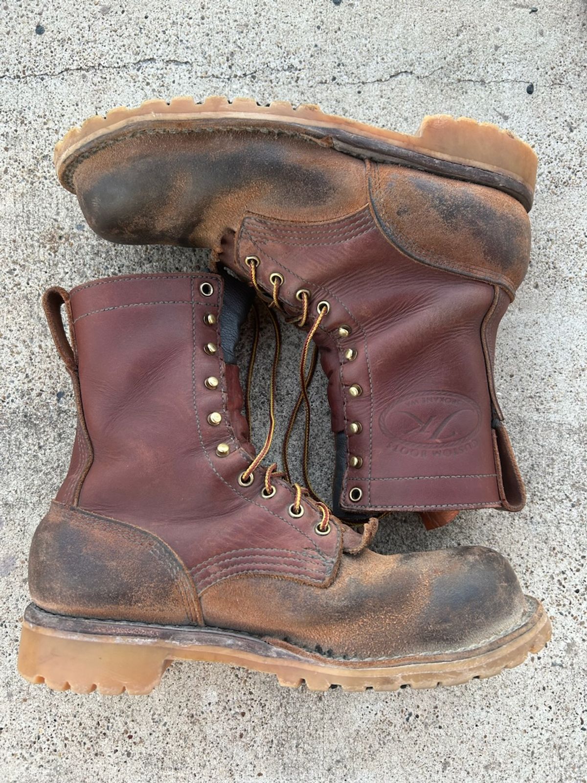 Photo by billyburl on October 1, 2025 of the JK Boots O.T. in Seidel Redwood Oil Tan.