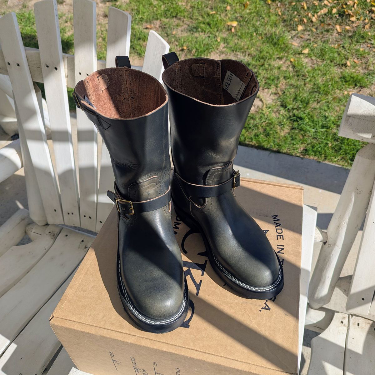 Photo by chipadoodle on November 4, 2025 of the Nicks Pullman in Wickett & Craig Slate Double Stuffed.