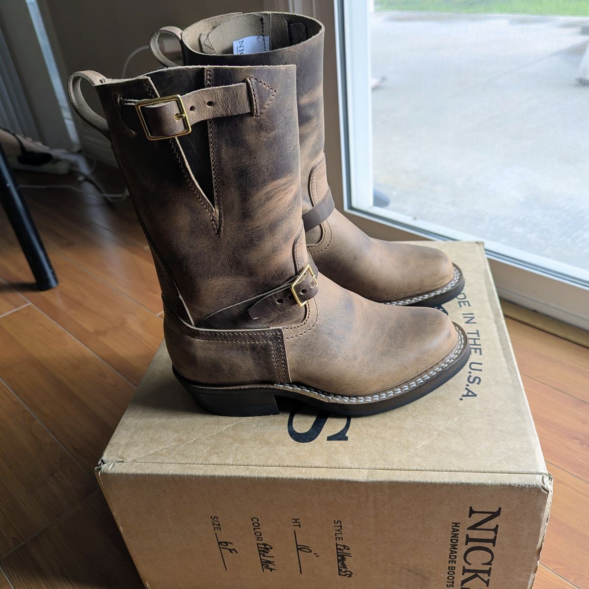 Photo by chipadoodle on January 6, 2026 of the Nicks Pullman in Horween Natural Predator.