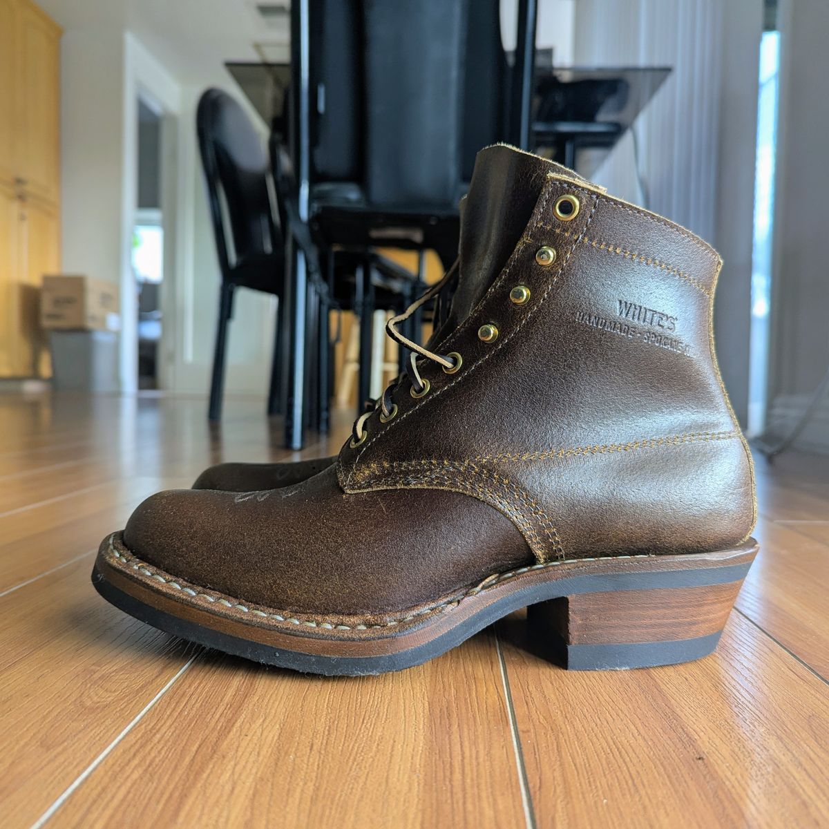 Photo by chipadoodle on November 18, 2025 of the White's Sundance in Horween Cinnamon Waxed Flesh.