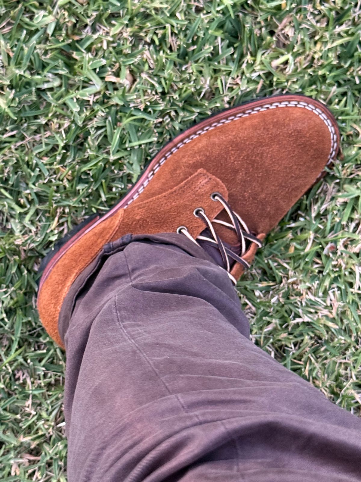 Photo by robrules on October 16, 2025 of the Nicks MTO in Law Tanning Brown Roughout Shruken Bison.