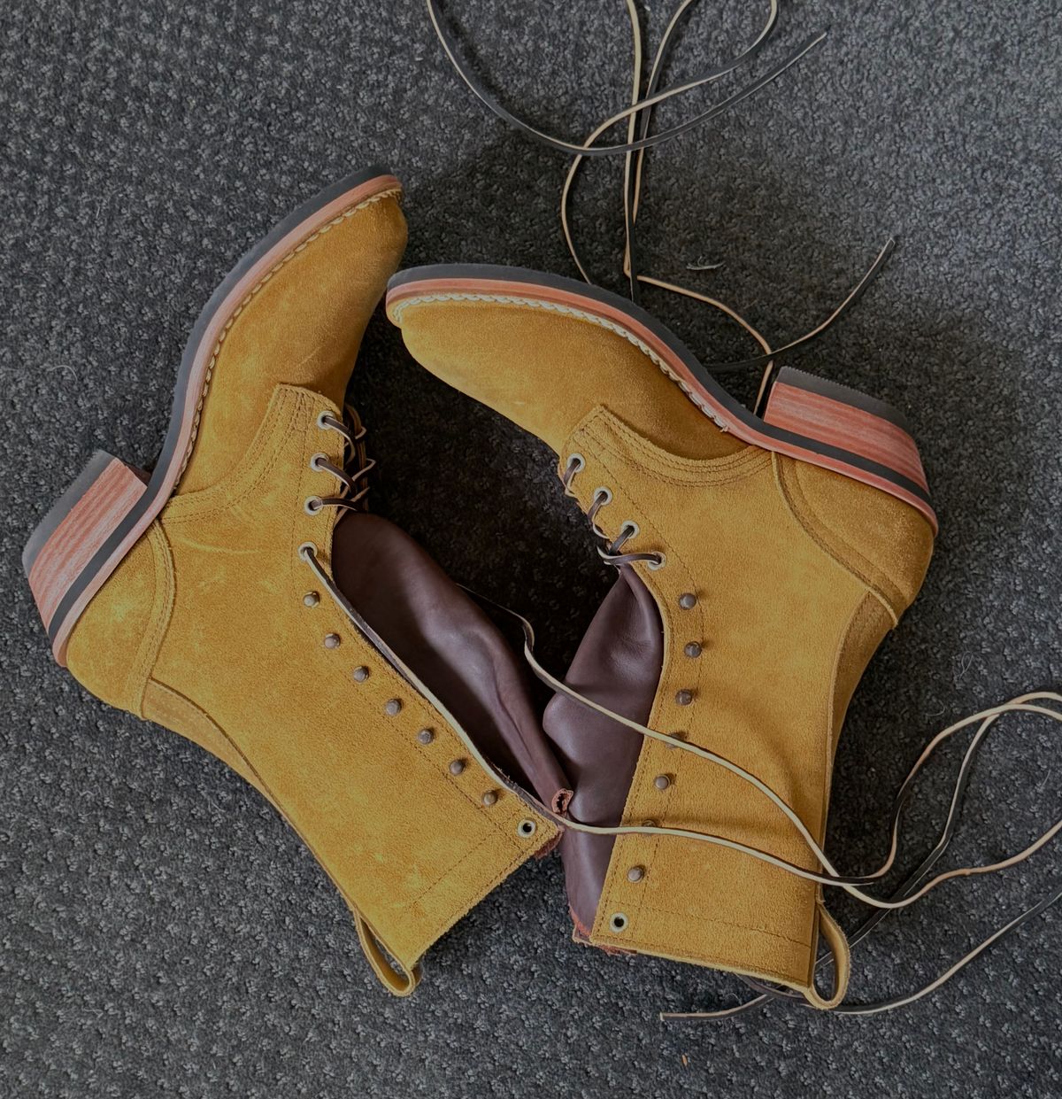 Photo by robrules on June 16, 2026 of the Nicks Packer in Tasman Leather Group Coyote Roughout.