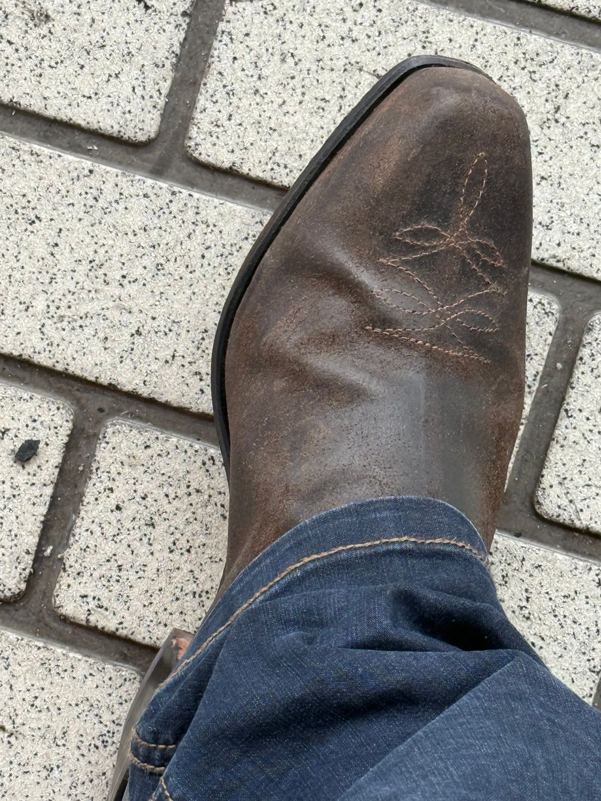 Photo by robrules on October 5, 2025 of the R.M. Williams Sante Fe in C.F. Stead Waxy Commander Stone.