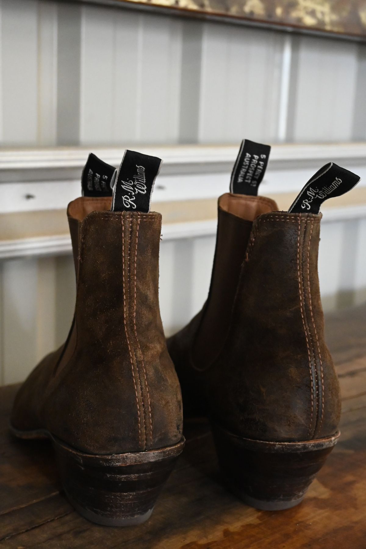 Photo by robrules on January 2, 2026 of the R.M. Williams Sante Fe in C.F. Stead Waxy Commander Stone.