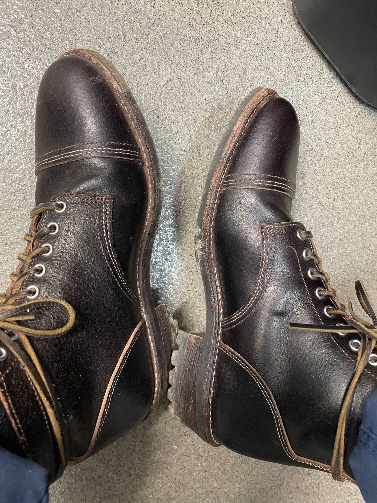 Photo by JGWTP on January 14, 2025 of the Thursday Vanguard in Horween Waxed Cacao.