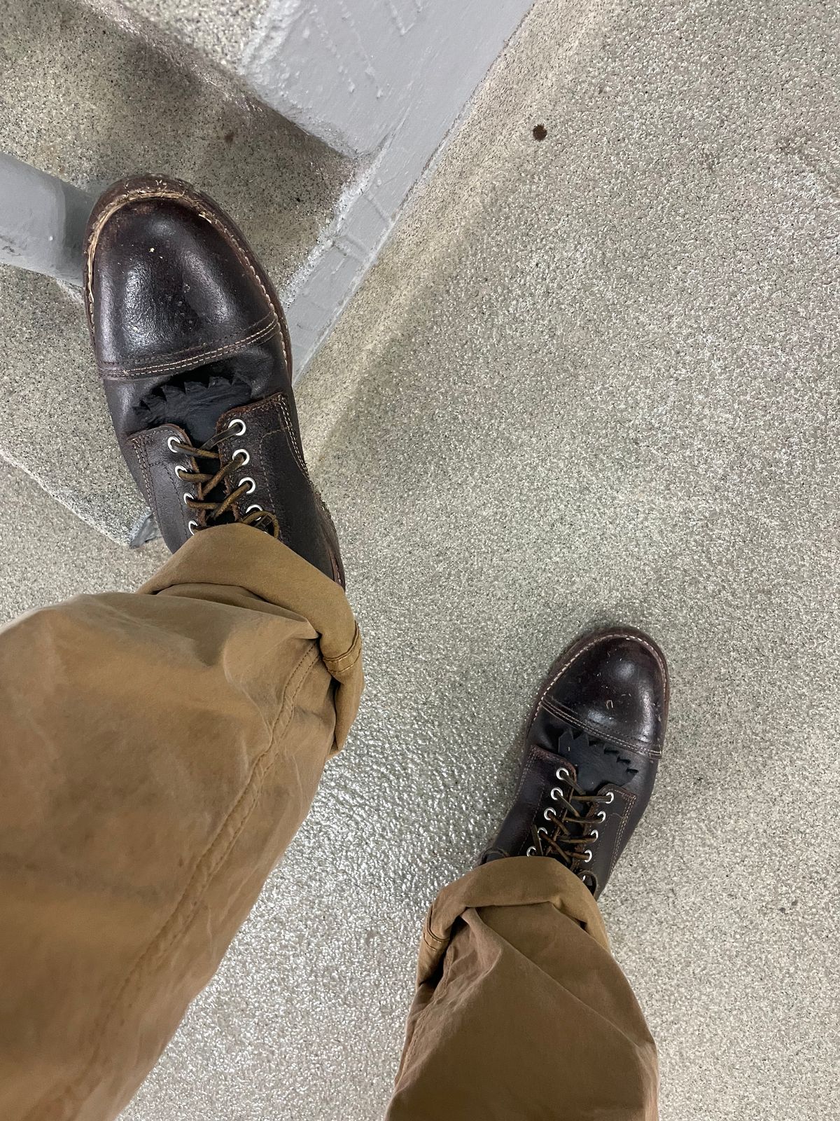 Photo by JGWTP on March 21, 2025 of the Thursday Vanguard in Horween Waxed Cacao.