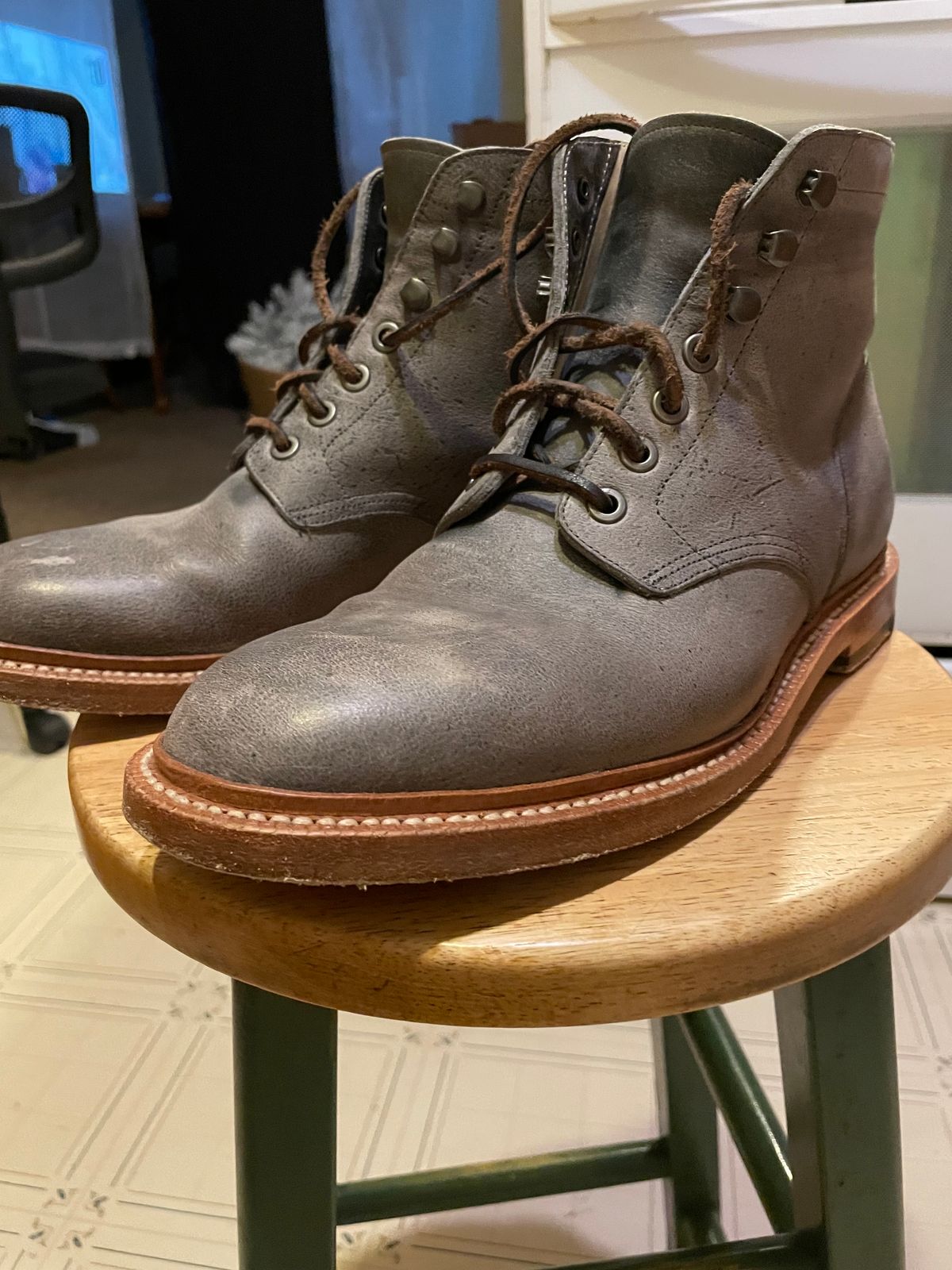 Photo by JGWTP on March 23, 2025 of the Grant Stone Diesel Boot in C.F. Stead Storm Waxed Kudu.