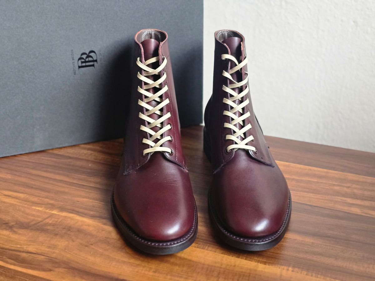 Photo by katzpowa on October 1, 2024 of the Brother Bridge ESCAPE II in Vintage Brown Calf.
