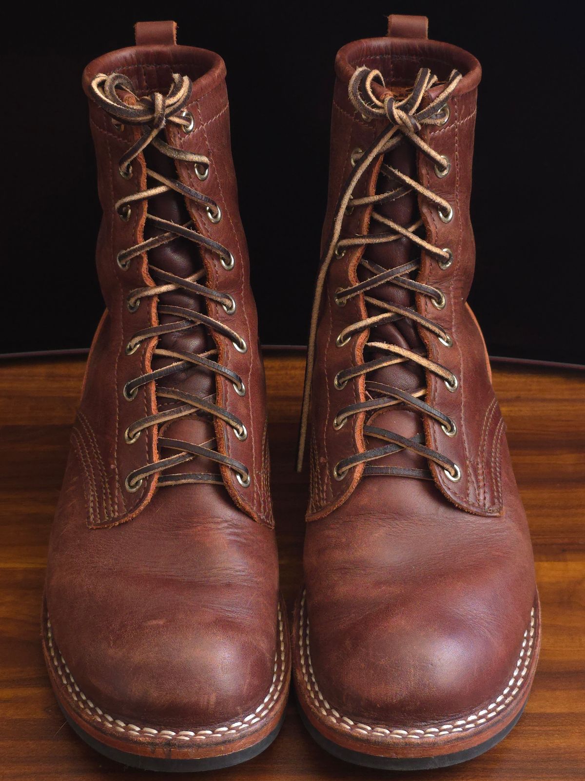 Photo by katzpowa on December 3, 2025 of the Nicks MTO in Horween Roanoke Timber.