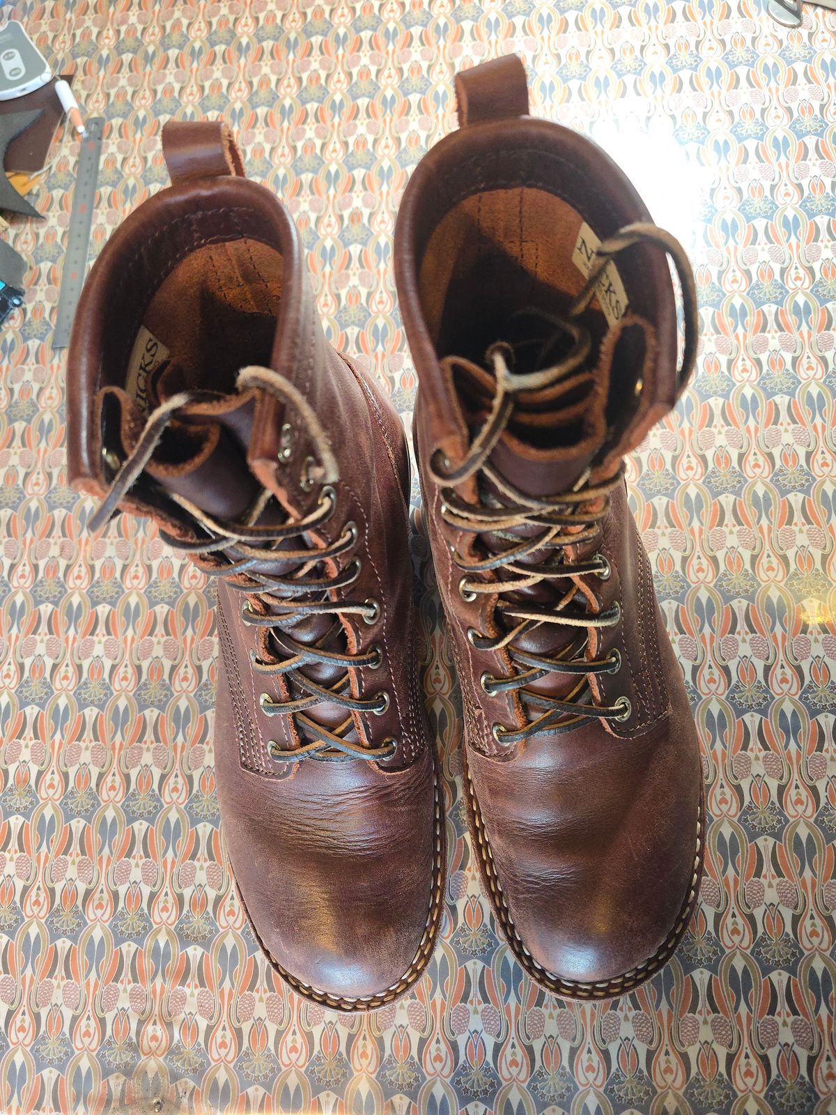 Photo by katzpowa on February 19, 2026 of the Nicks MTO in Horween Roanoke Timber.