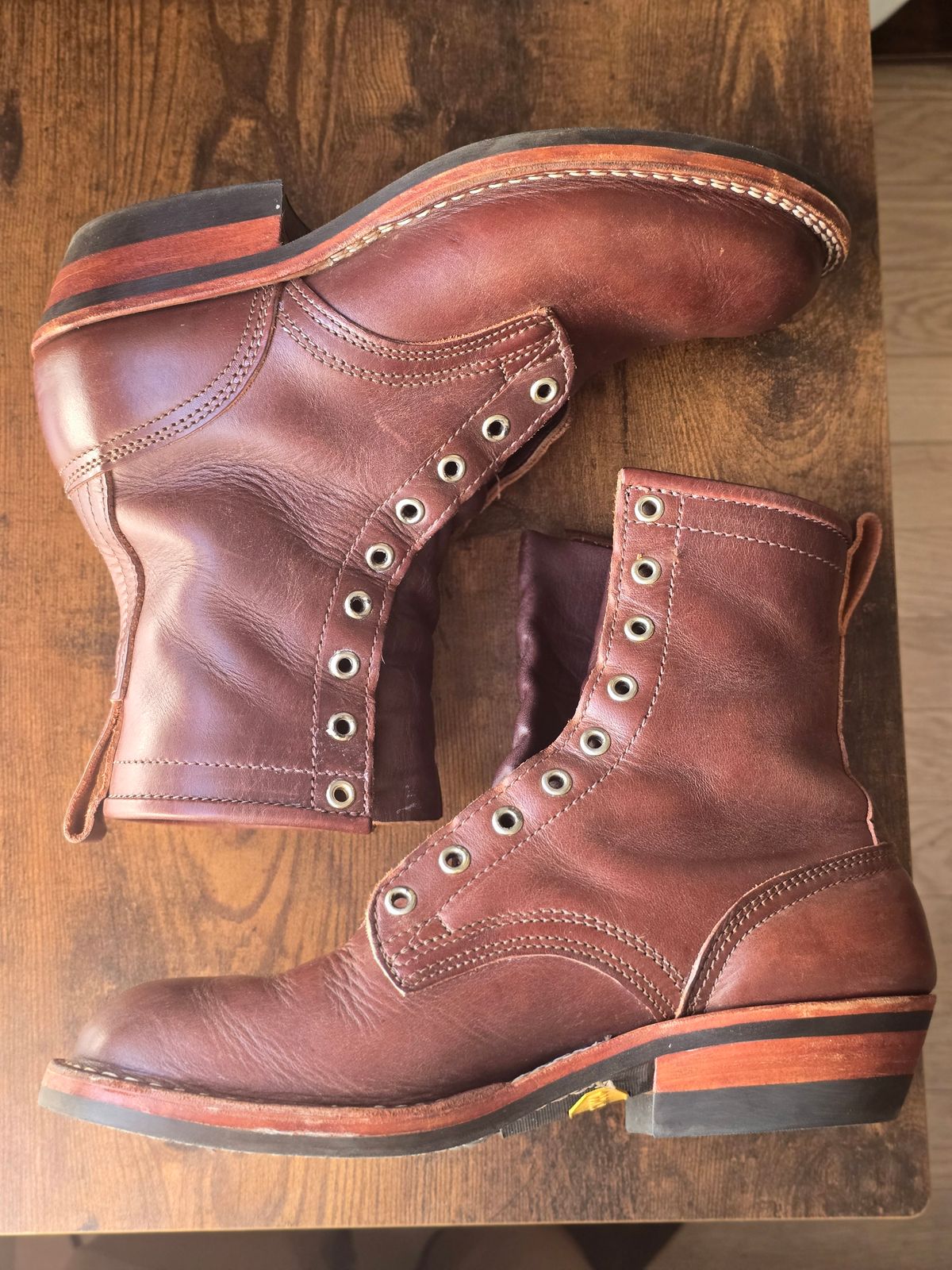 Photo by katzpowa on March 23, 2026 of the Nicks MTO in Horween Roanoke Timber.