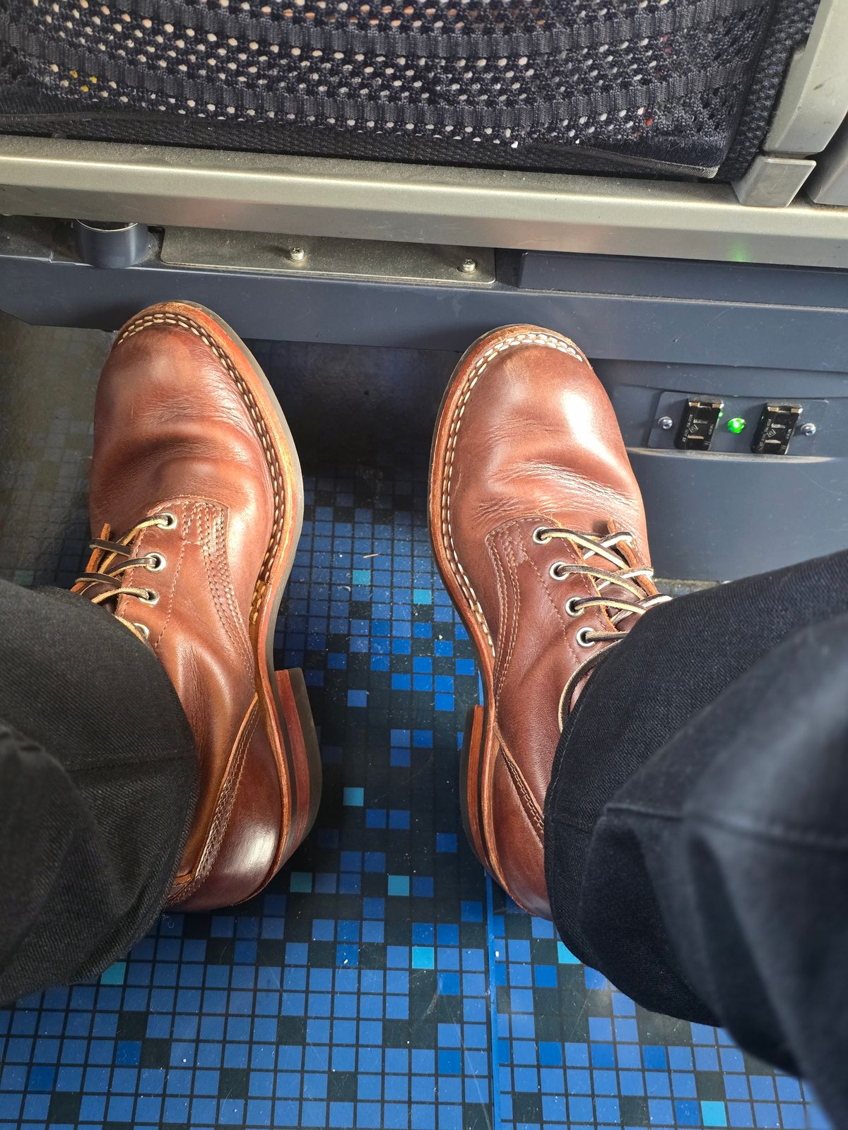 Photo by katzpowa on March 29, 2026 of the Nicks MTO in Horween Roanoke Timber.