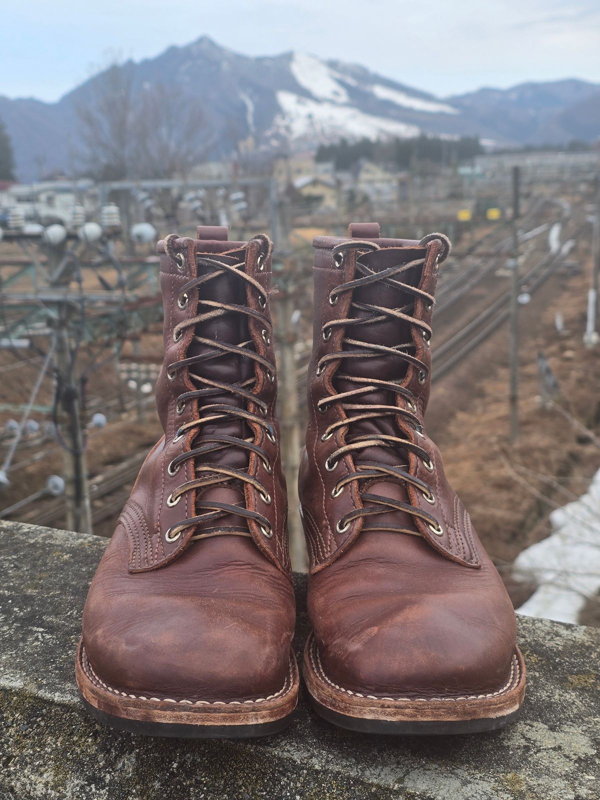 Photo by katzpowa on April 2, 2026 of the Nicks MTO in Horween Roanoke Timber.