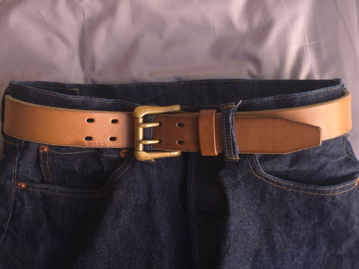 Photo by katzpowa on March 4, 2026 of the Carmine Jack Leather Thunderdome Natural Shipyard Belt in J&FJ Baker Natural Oak Bark Bridle.