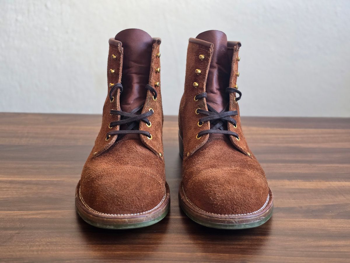 Photo by katzpowa on January 5, 2025 of the Iron Boots The Chosen One in S.B. Foot Dune Roughout Suede.
