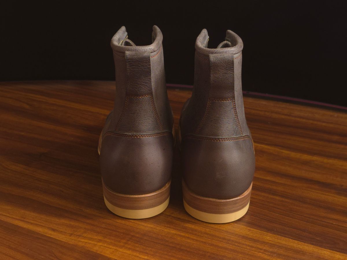 Photo by katzpowa on October 2, 2025 of the Iron Boots 5515 in C.F. Stead Cloudburst Waxed Kudu.