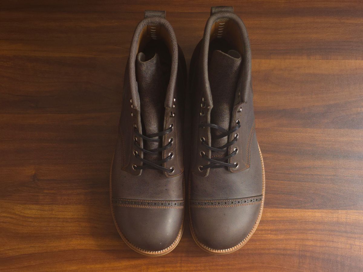 Photo by katzpowa on October 2, 2025 of the Iron Boots 5515 in C.F. Stead Cloudburst Waxed Kudu.
