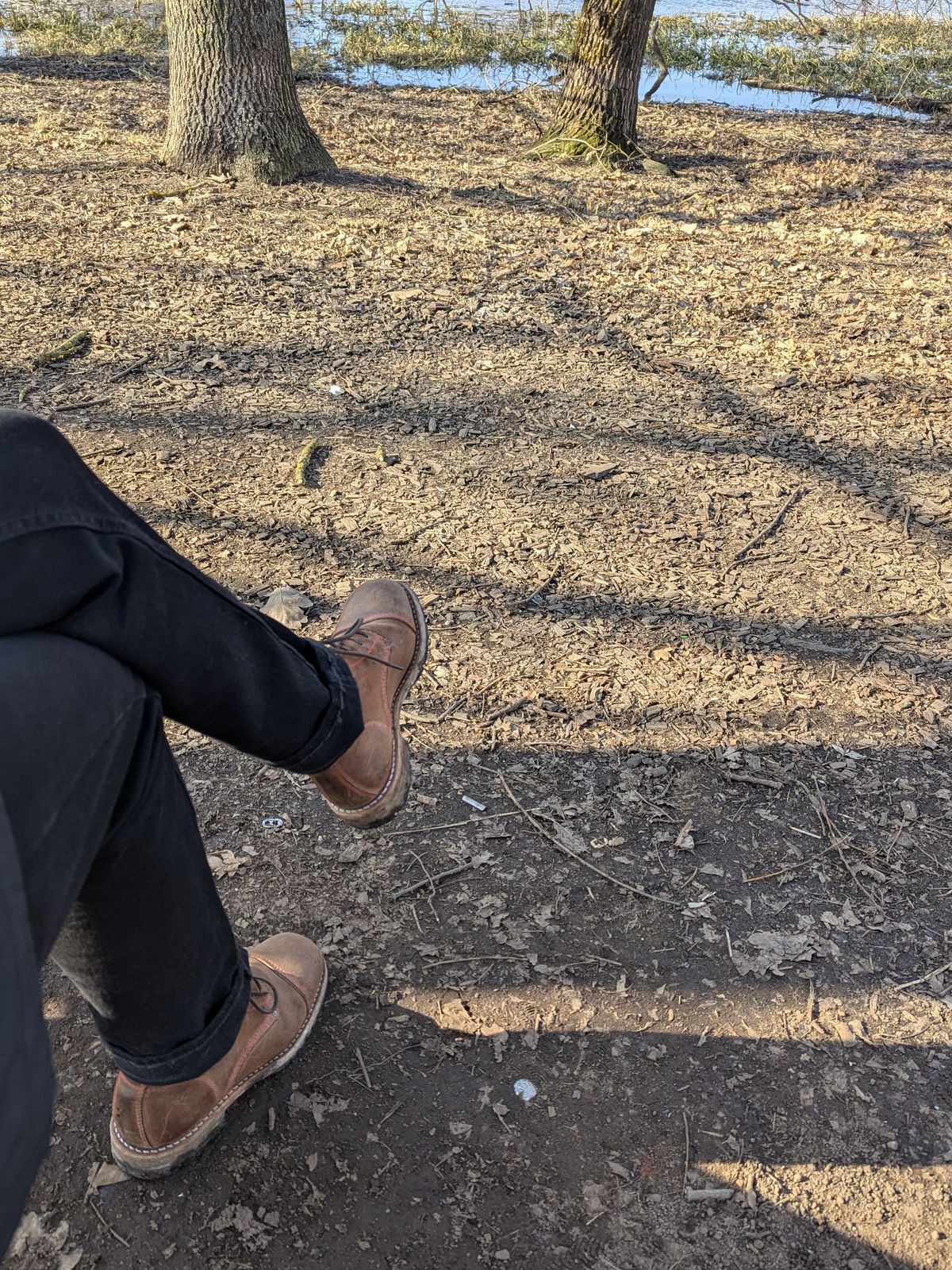 Photo by Rt on March 15, 2026 of the Urban Shepherd Country in Hand-buffed Portuguese top-grain Cowhide Leather, 2,2mm thick.