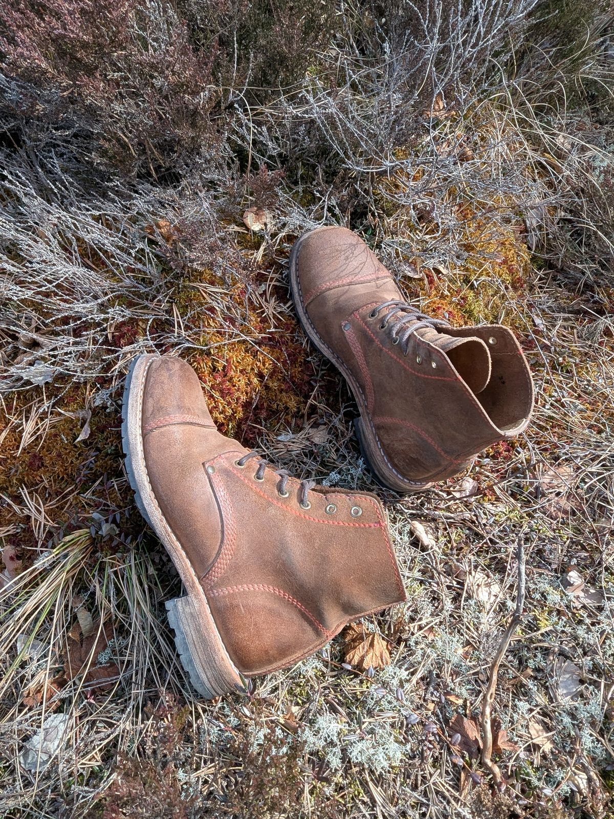 Photo by Rt on March 29, 2026 of the Urban Shepherd Country in Hand-buffed Portuguese top-grain Cowhide Leather, 2,2mm thick.