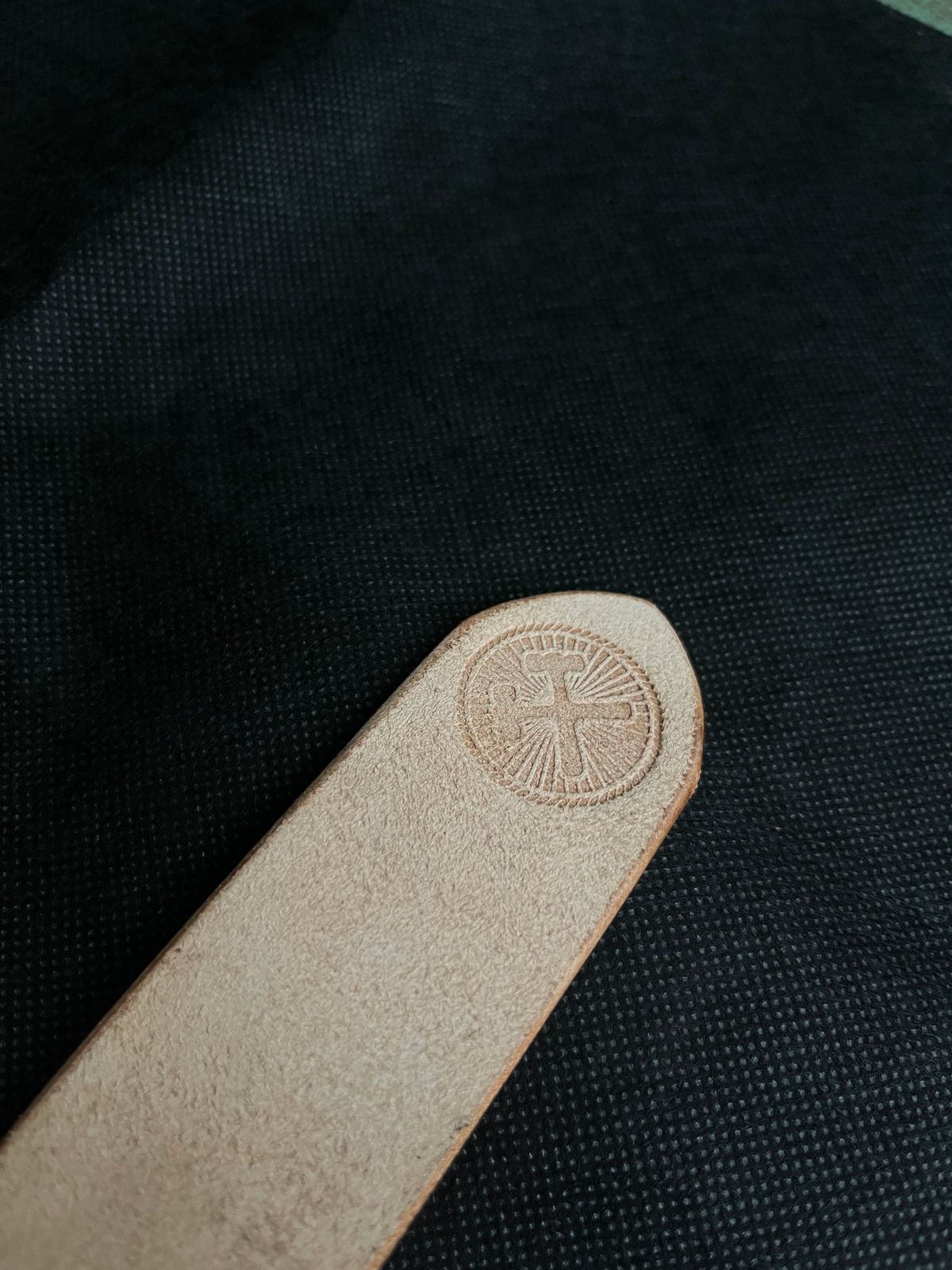 Photo by kkelunturan on October 1, 2025 of the Siege Leather Velvet Belt in Cow Vegtan Leather.