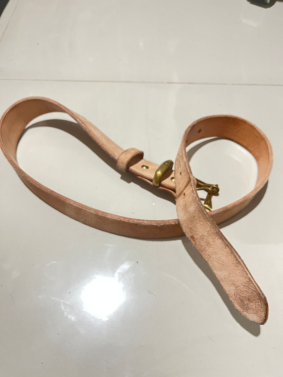 Photo by kkelunturan on December 5, 2025 of the Siege Leather Velvet Belt in Cow Vegtan Leather.