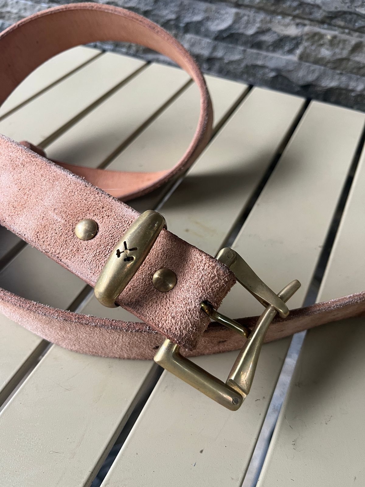 Photo by kkelunturan on March 5, 2026 of the Siege Leather Velvet Belt in Cow Vegtan Leather.