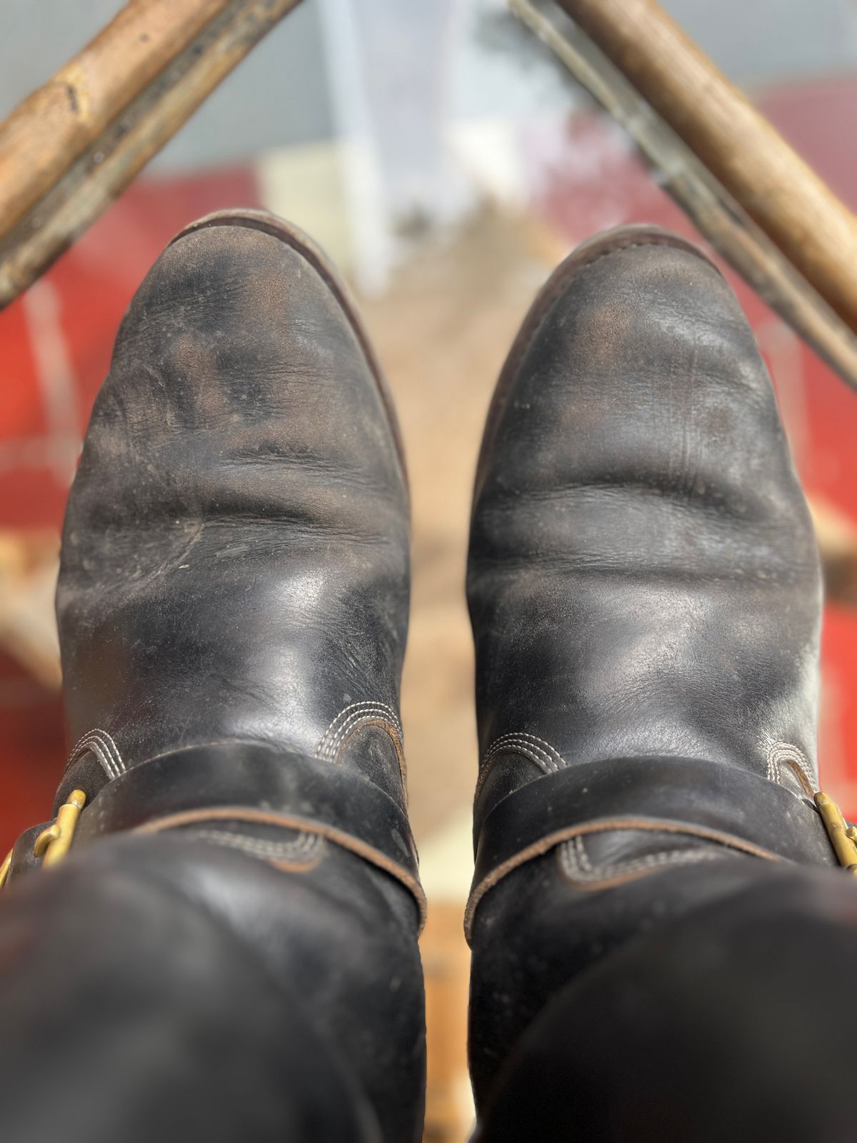 Photo by kkelunturan on January 3, 2026 of the Junkard Enginer boots 11 Inch in Seidel Black Double Shot.