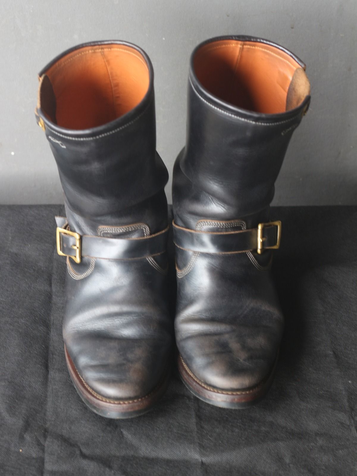 Photo by kkelunturan on February 4, 2026 of the Junkard Enginer boots 11 Inch in Seidel Black Double Shot.