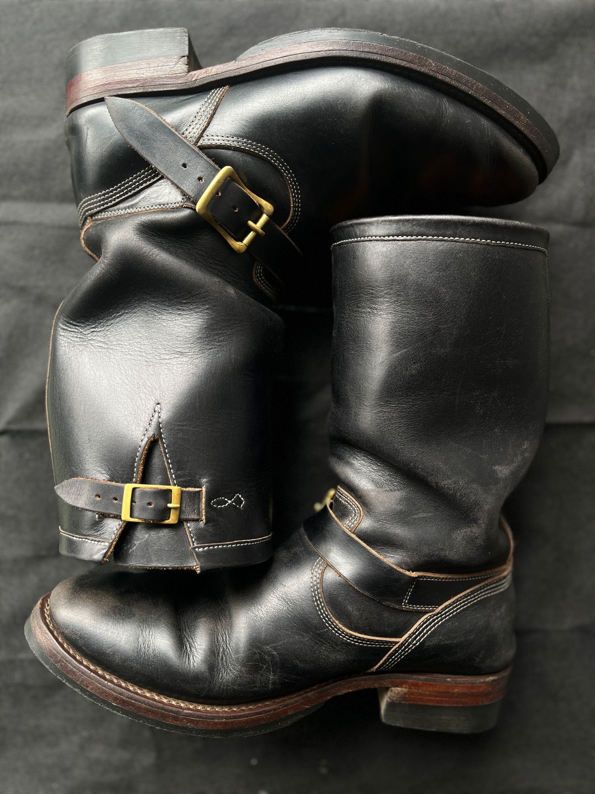 Photo by kkelunturan on February 4, 2026 of the Junkard Enginer boots 11 Inch in Seidel Black Double Shot.