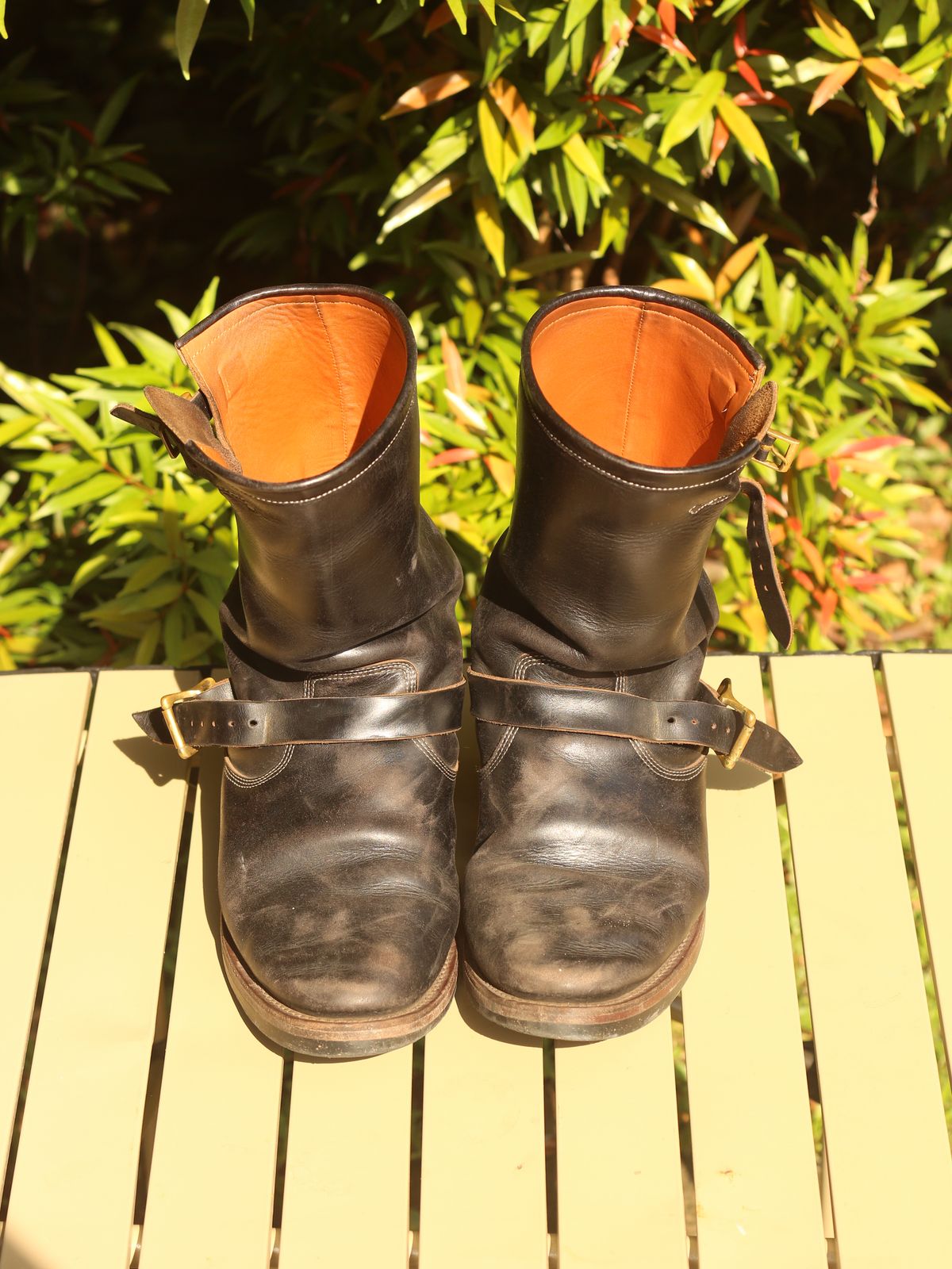 Photo by kkelunturan on April 5, 2026 of the Junkard Enginer boots 11 Inch in Seidel Black Double Shot.