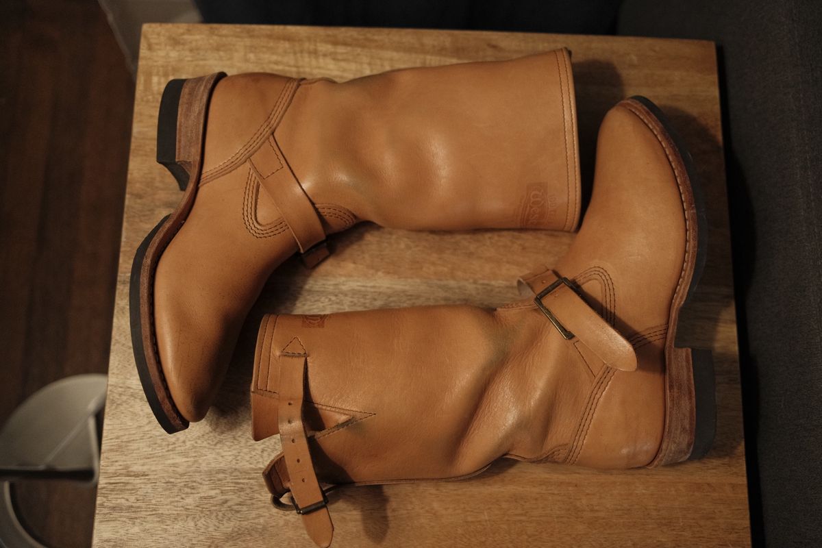 Photo by Doug on January 2, 2026 of the Wesco x S&S Van Cleef III in Horween Natural Essex.