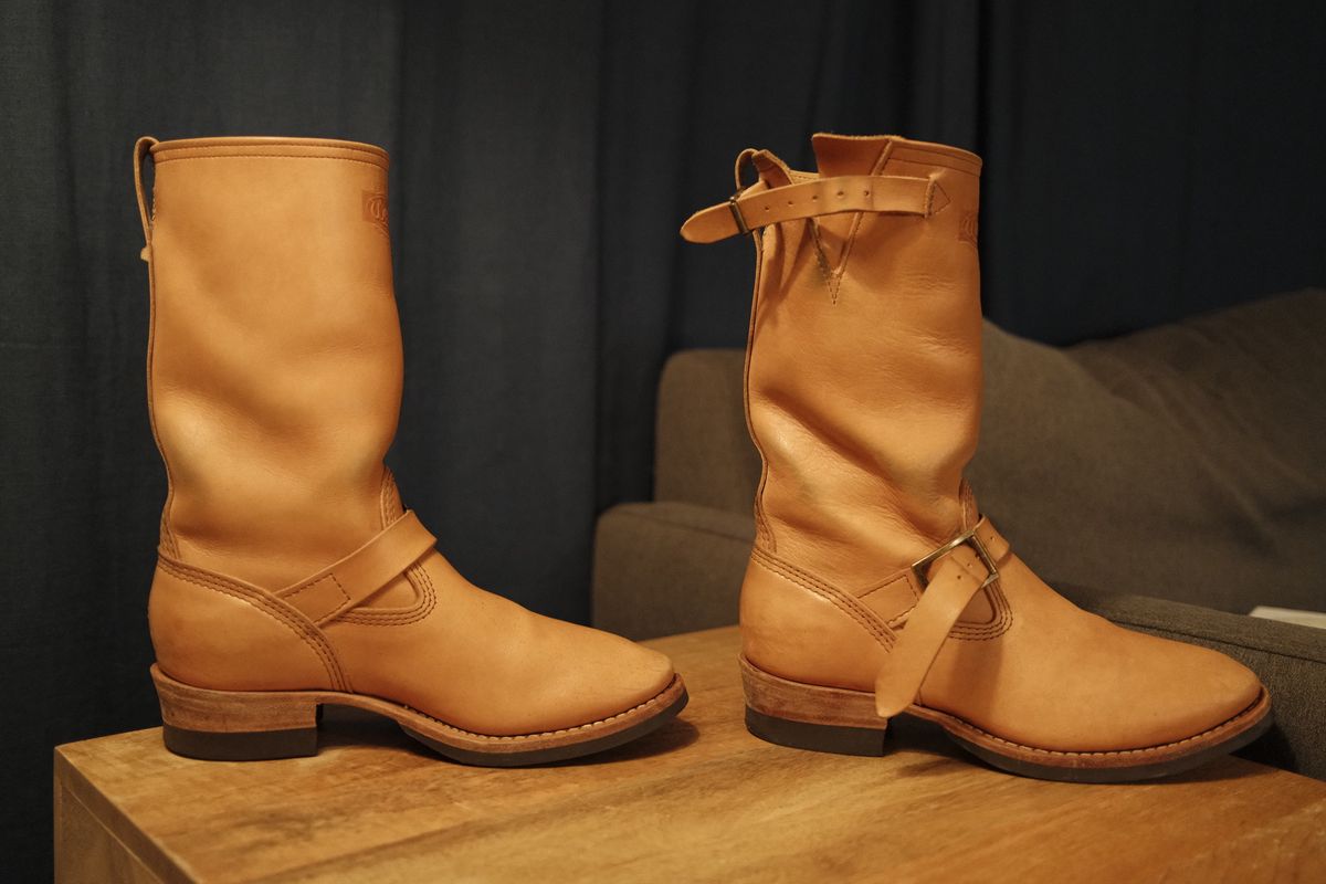 Photo by Doug on January 2, 2026 of the Wesco x S&S Van Cleef III in Horween Natural Essex.