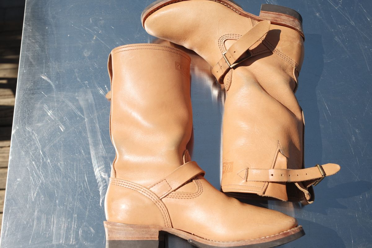 Photo by Doug on April 4, 2026 of the Wesco x S&S Van Cleef III in Horween Natural Essex.