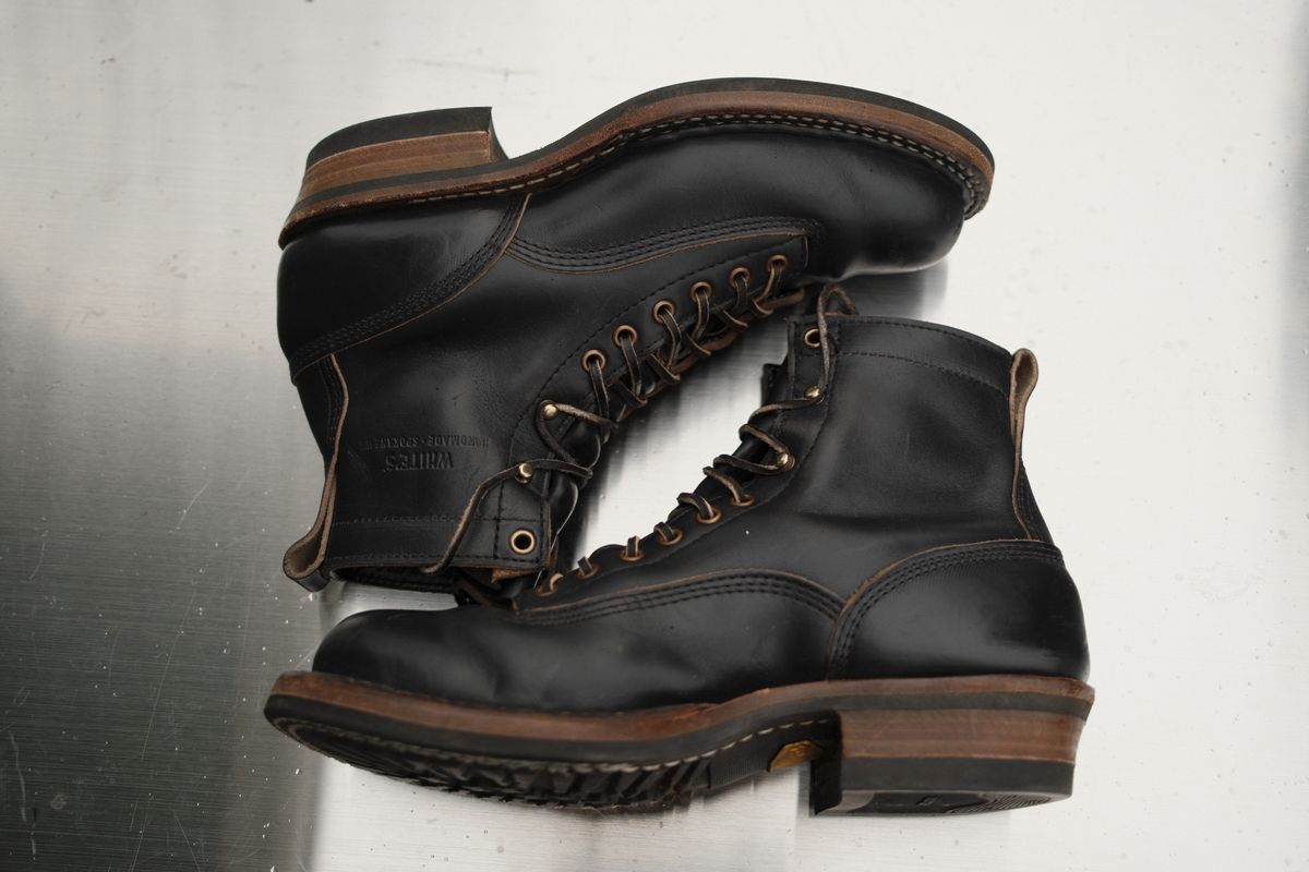 Photo by Doug on January 1, 2026 of the White's 350 Cutter in Horween Black Chromexcel.