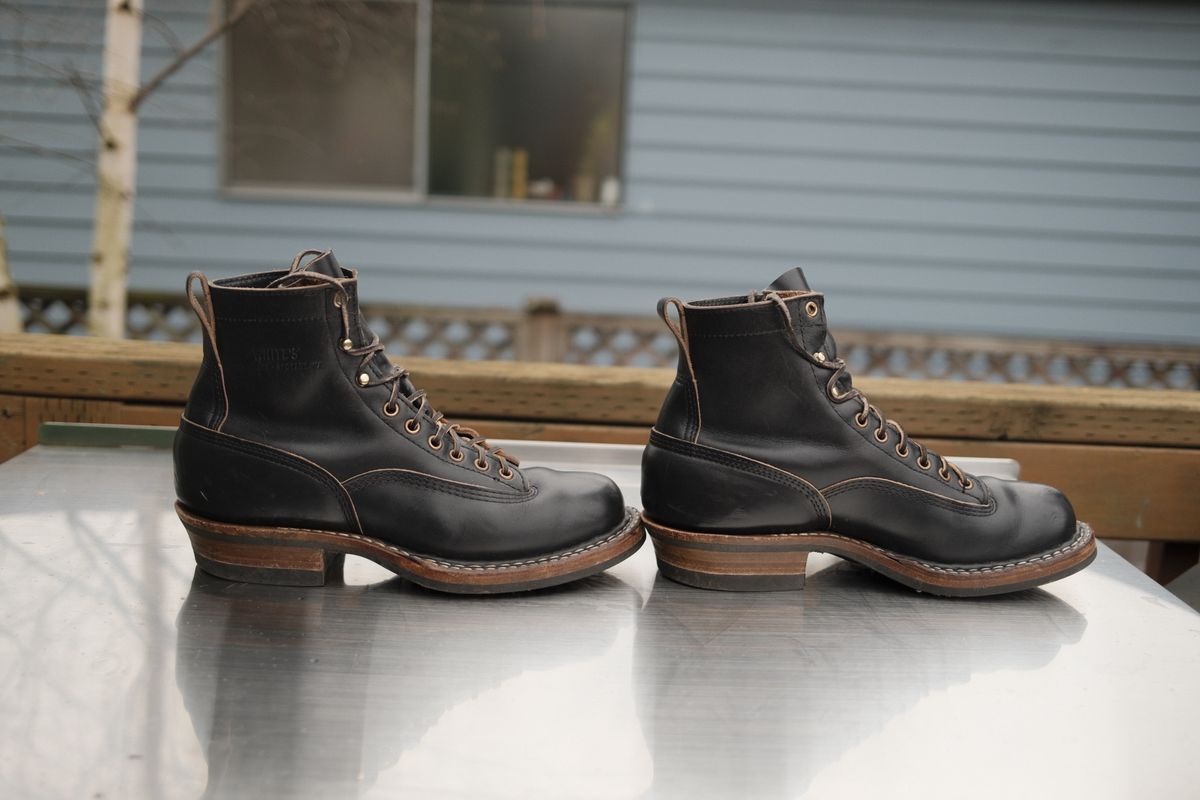 Photo by Doug on January 1, 2026 of the White's 350 Cutter in Horween Black Chromexcel.