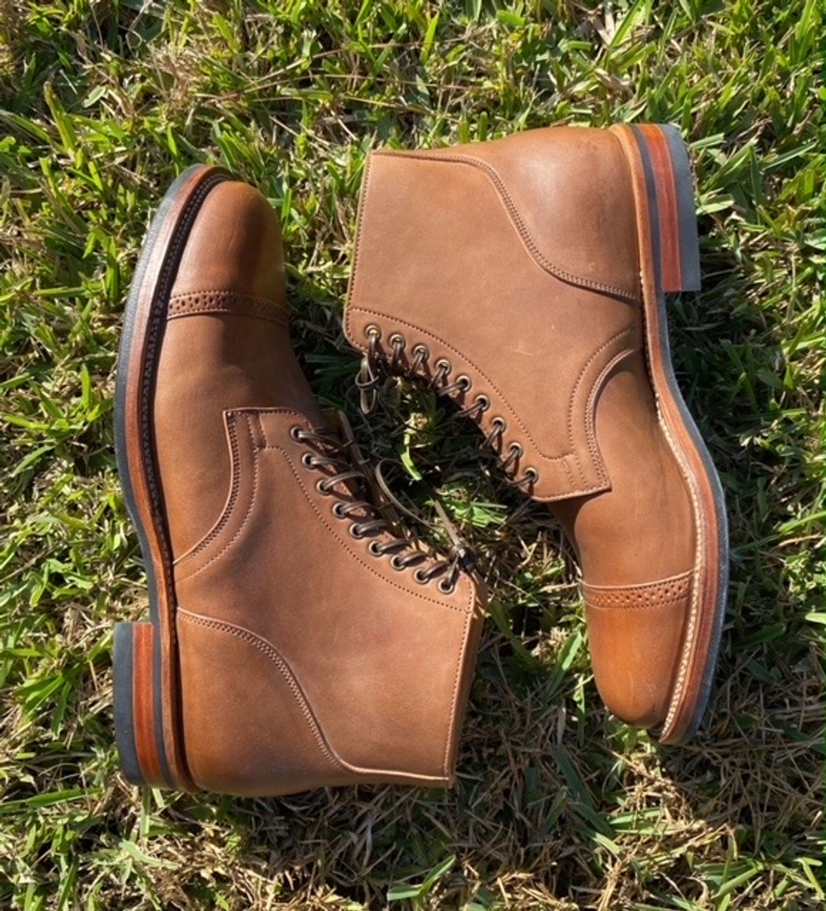 Photo by kjgarland on October 13, 2024 of the Viberg Service Boot in Natural Essex Horsebutt.