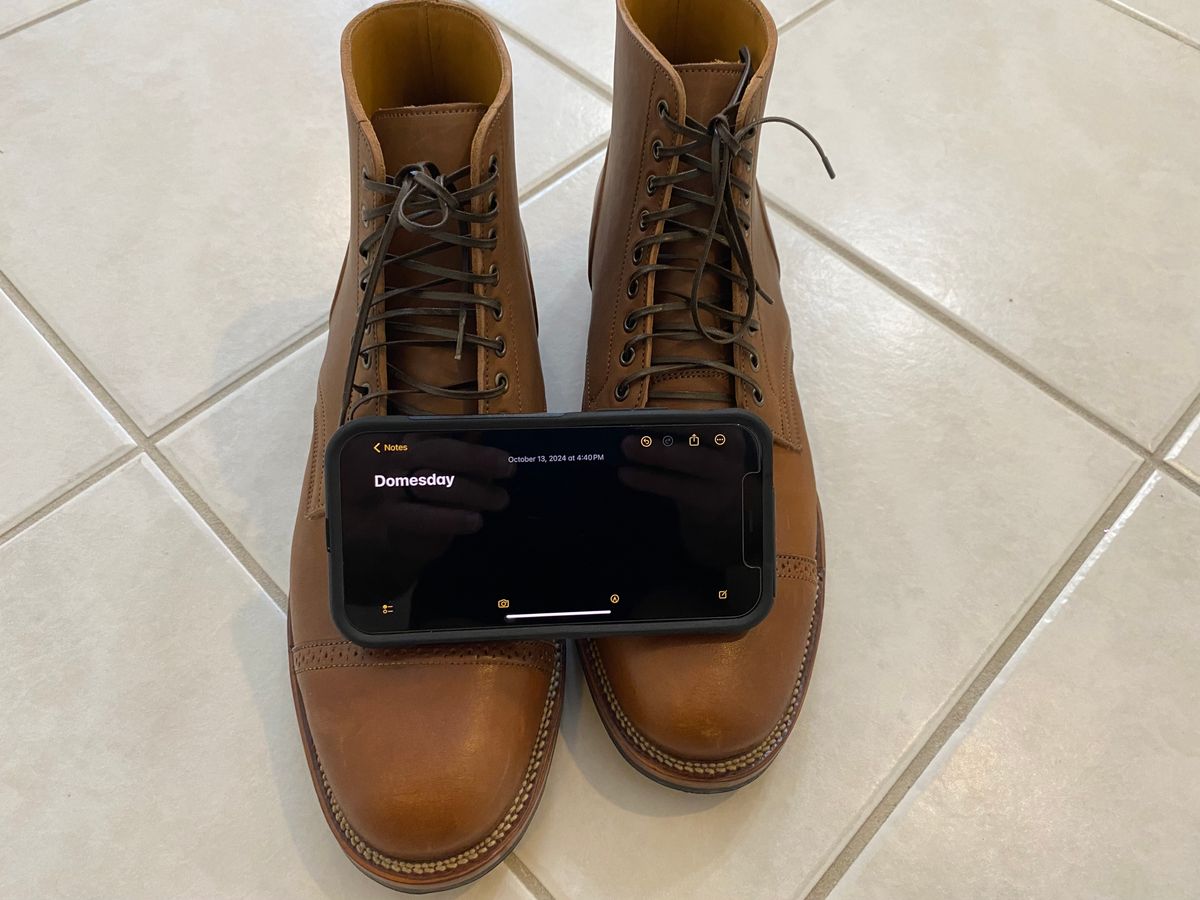 Photo by kjgarland on October 13, 2024 of the Viberg Service Boot in Natural Essex Horsebutt.