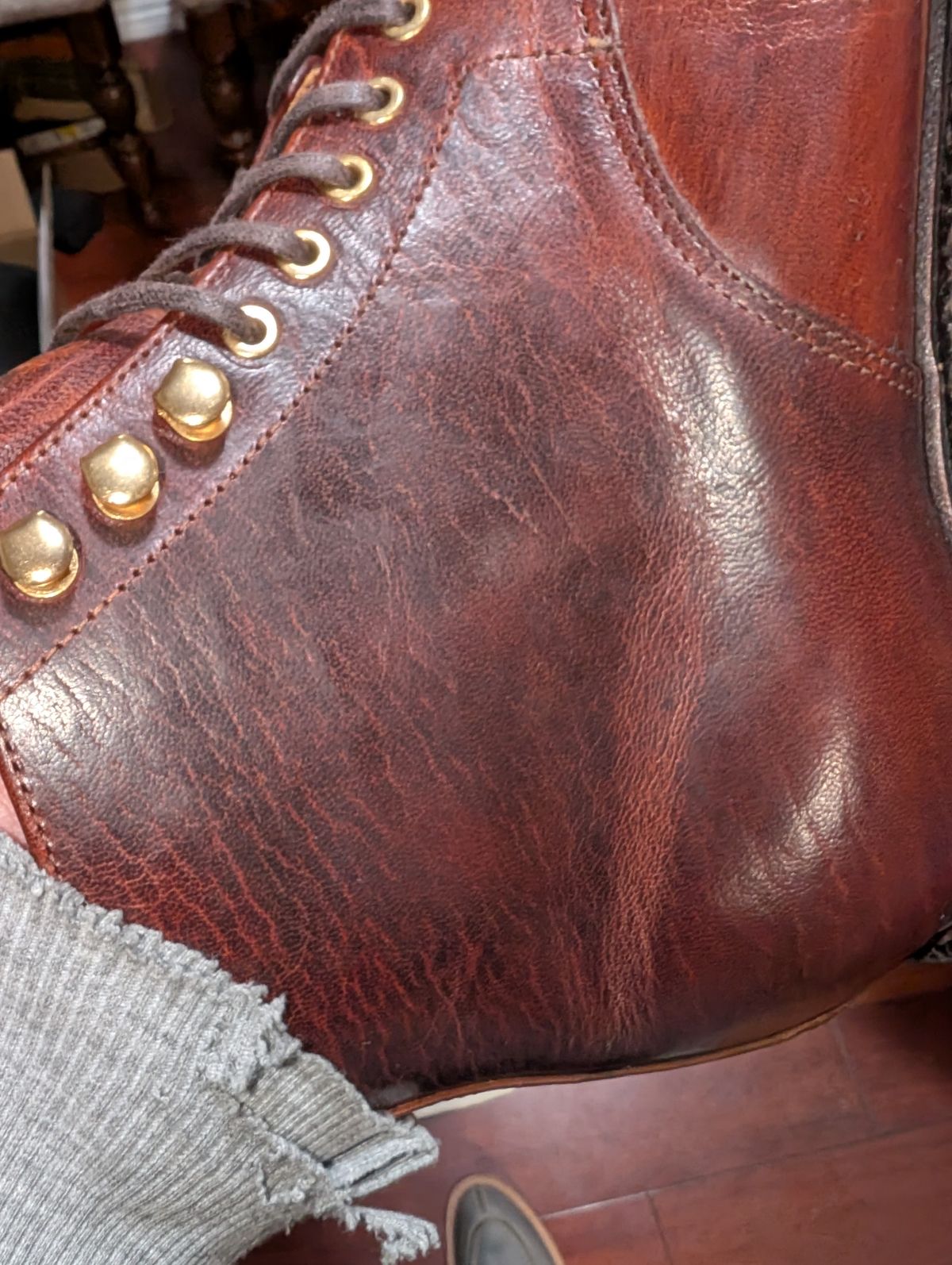 Photo by Ztephen on December 22, 2025 of the Grant Stone Edward Boot in Gallun / Red Denali Stag.