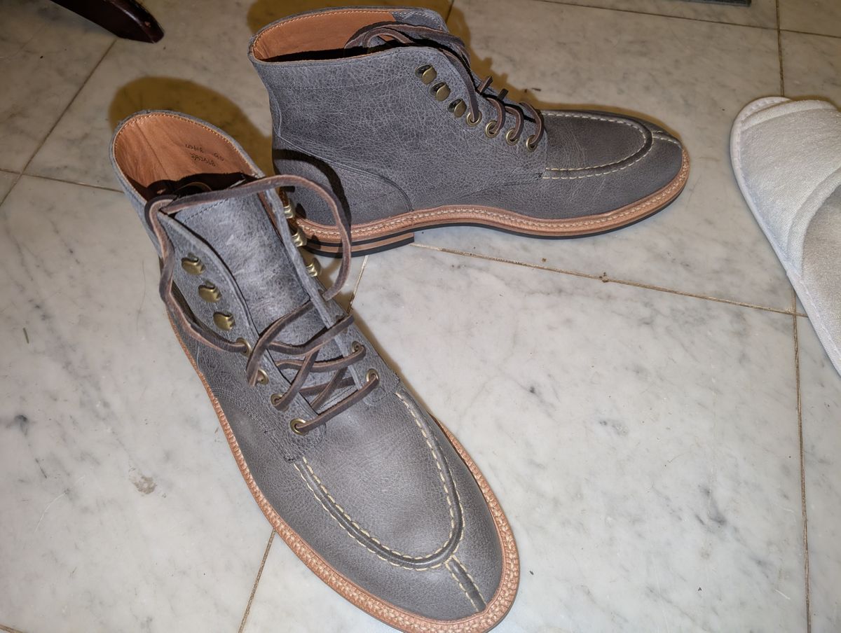 Photo by Ztephen on December 22, 2025 of the Grant Stone Ottawa Boot in C.F. Stead Storm Waxed Kudu.