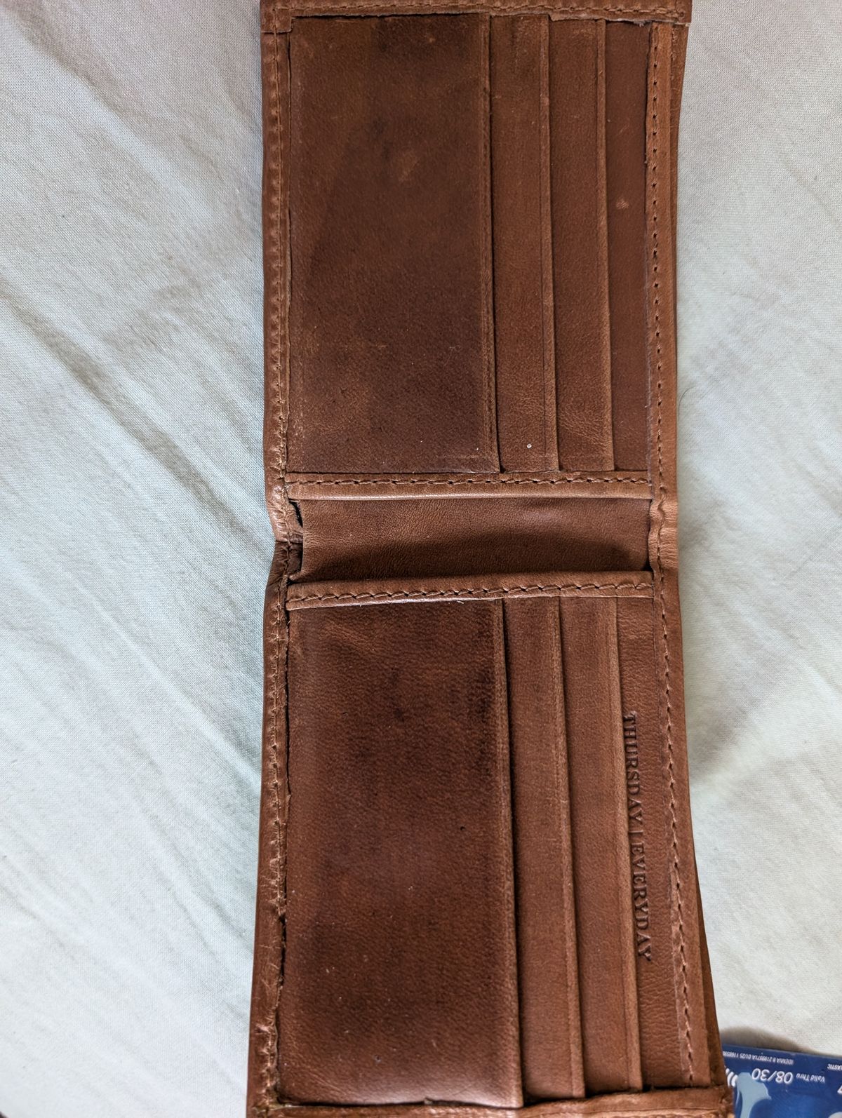 Photo by Ztephen on December 22, 2025 of the Thursday Thursday/Bifold Wallet in Horween Natural Chromexcel.