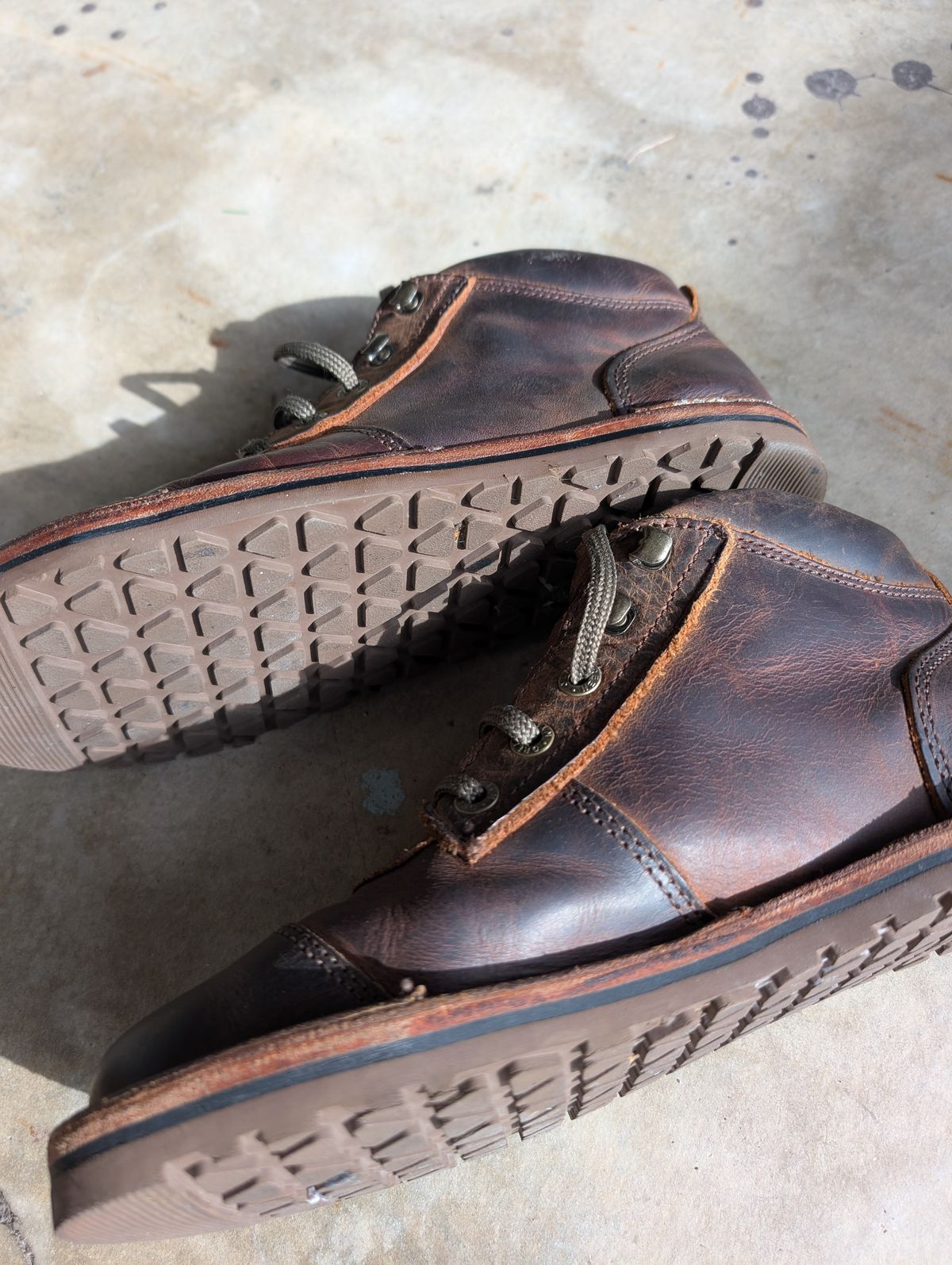 Photo by Ztephen on December 22, 2025 of the Jim Green African Ranger Barefoot Boot in Jim Green / Bronco Brown.