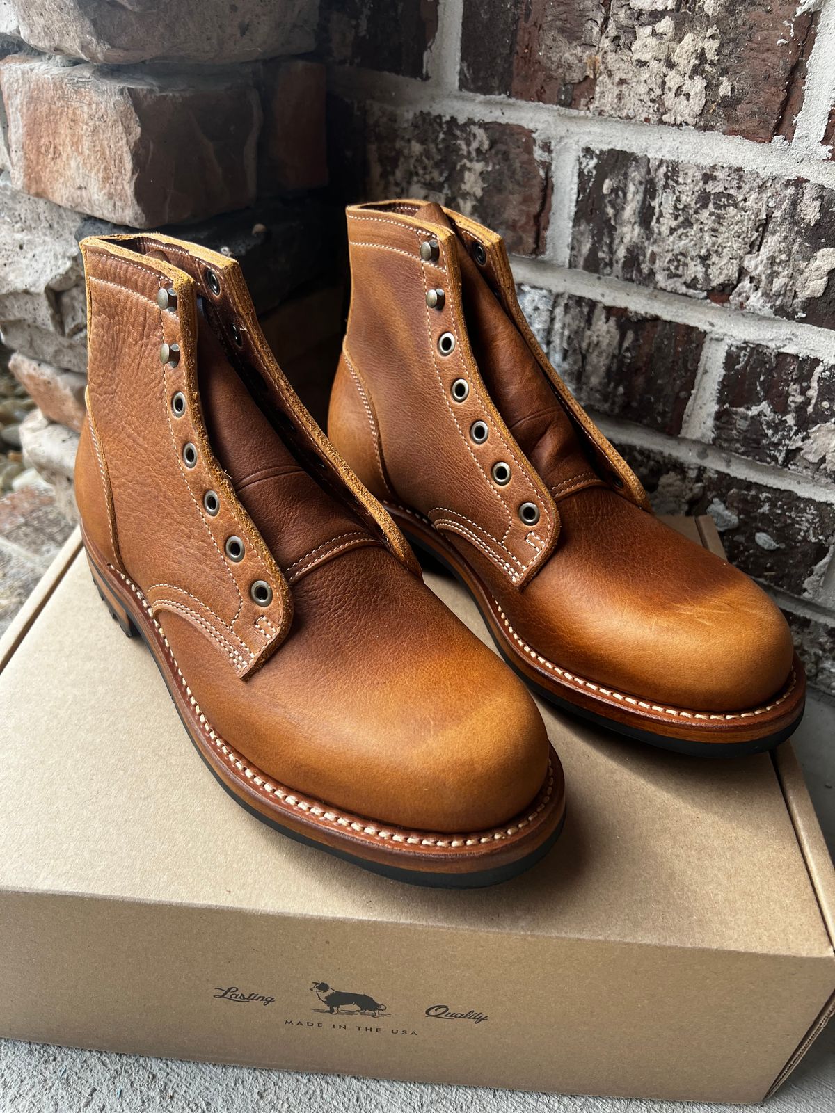 Photo by outlier on June 26, 2025 of the Truman Plain Toe Boot in British Tan Grizzly.